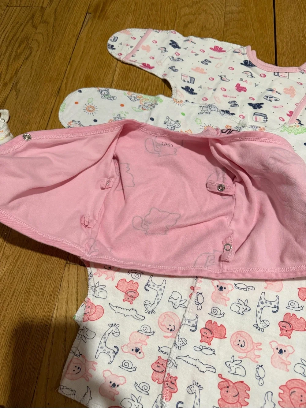 Bundle of newborn 0-3M cotton sets going home outfits
